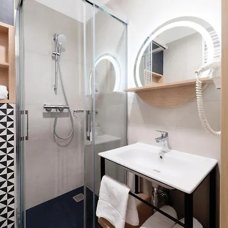 Zamoyskiego Stadion 公寓