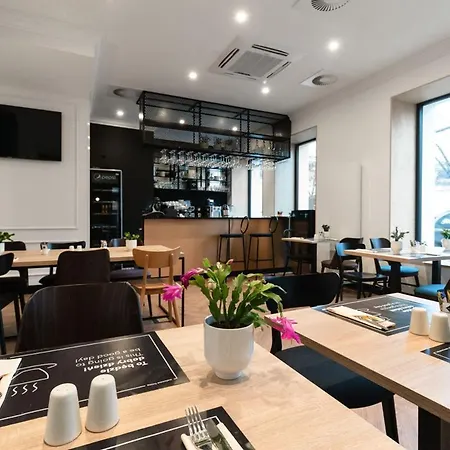 Zamoyskiego Stadion *